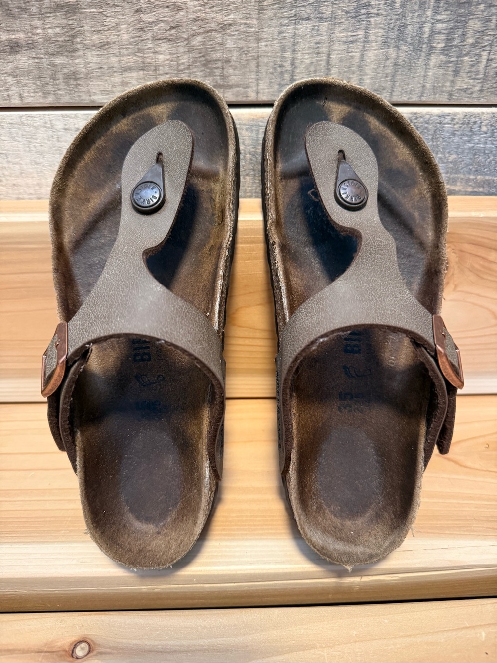 Birkenstock Ladies/kids Brown thong Leather Sandals